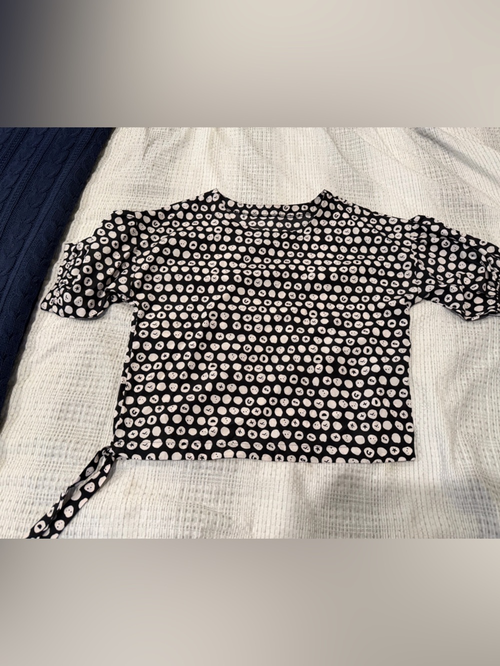 Women’s Black & White Polka Dot Puff Sleeve Top